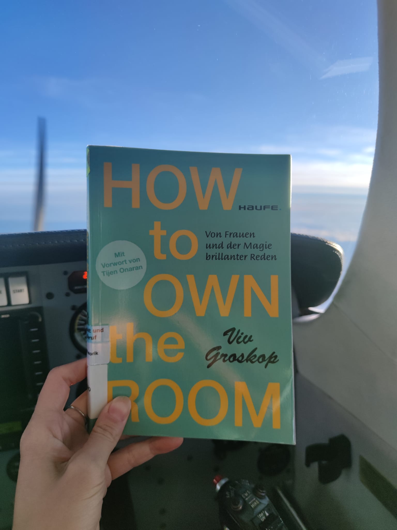 Read more about the article Notes on How to Own the Room from Viv Groskop